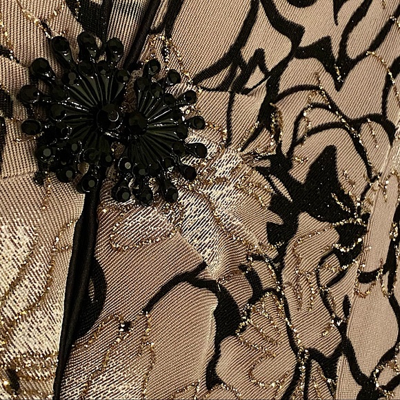 ๐ ALEX EVENINGS  | GLITTERY FLORAL FORMAL TOP - Picture 15 of 17